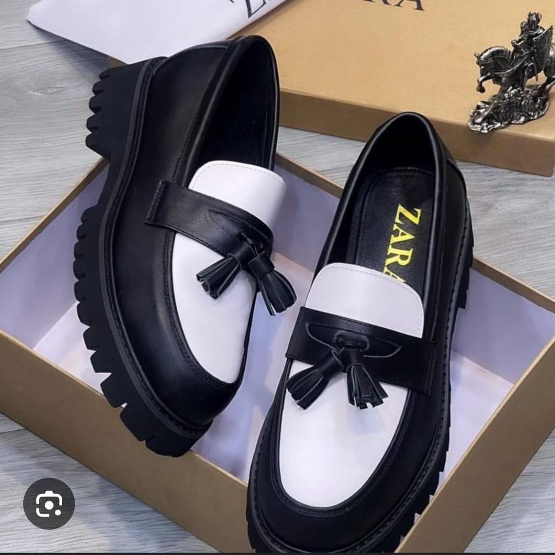 Mocassins Bi-Color avec Franges - Zara