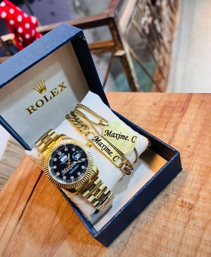 Montre Rolex Gold avec Bracelet Personnalisé
