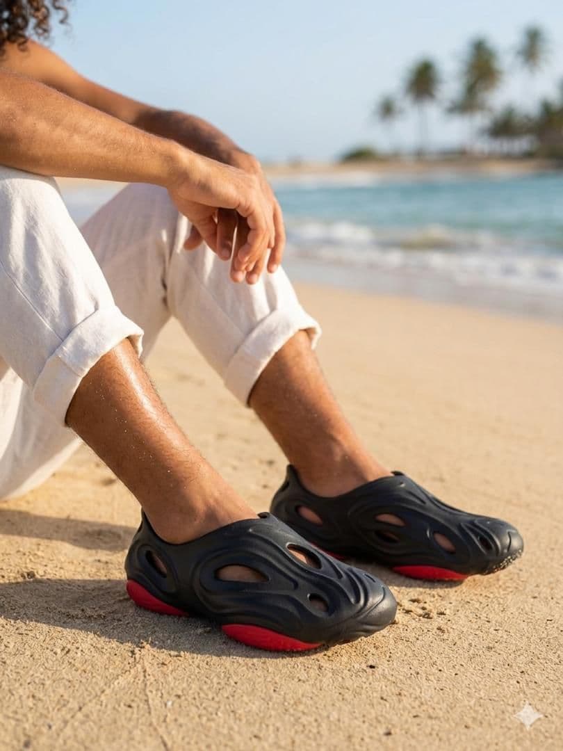Chaussures de Plage Noires et Rouges